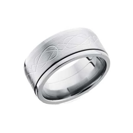 Wide Spinner Celtic Knot Wedding Ring in Titanium