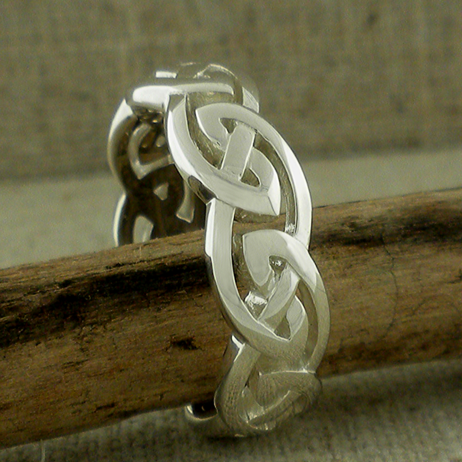 Sterling Silver Celtic Knot Wedding Ring