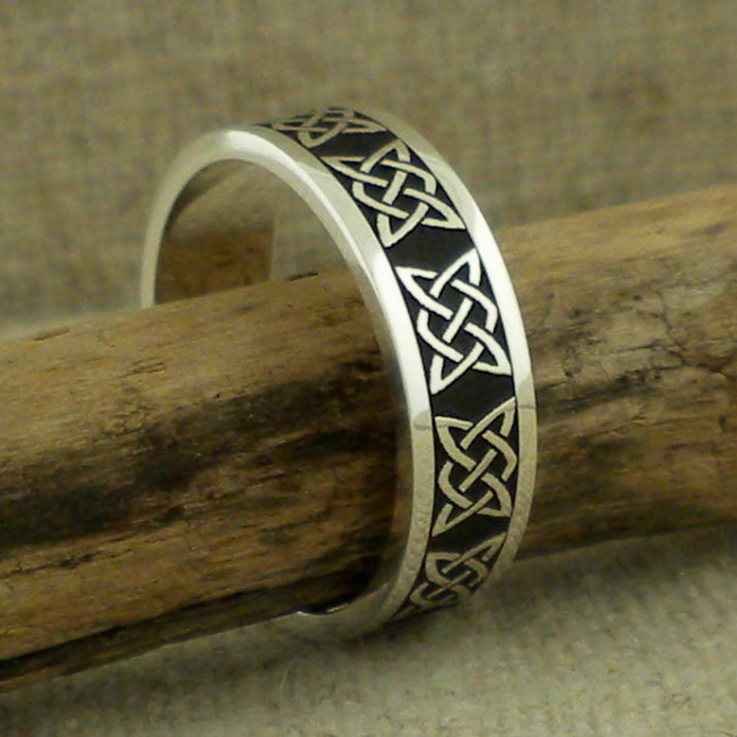 Ladies Sterling Silver Celtic Lover's Knot Wedding Ring