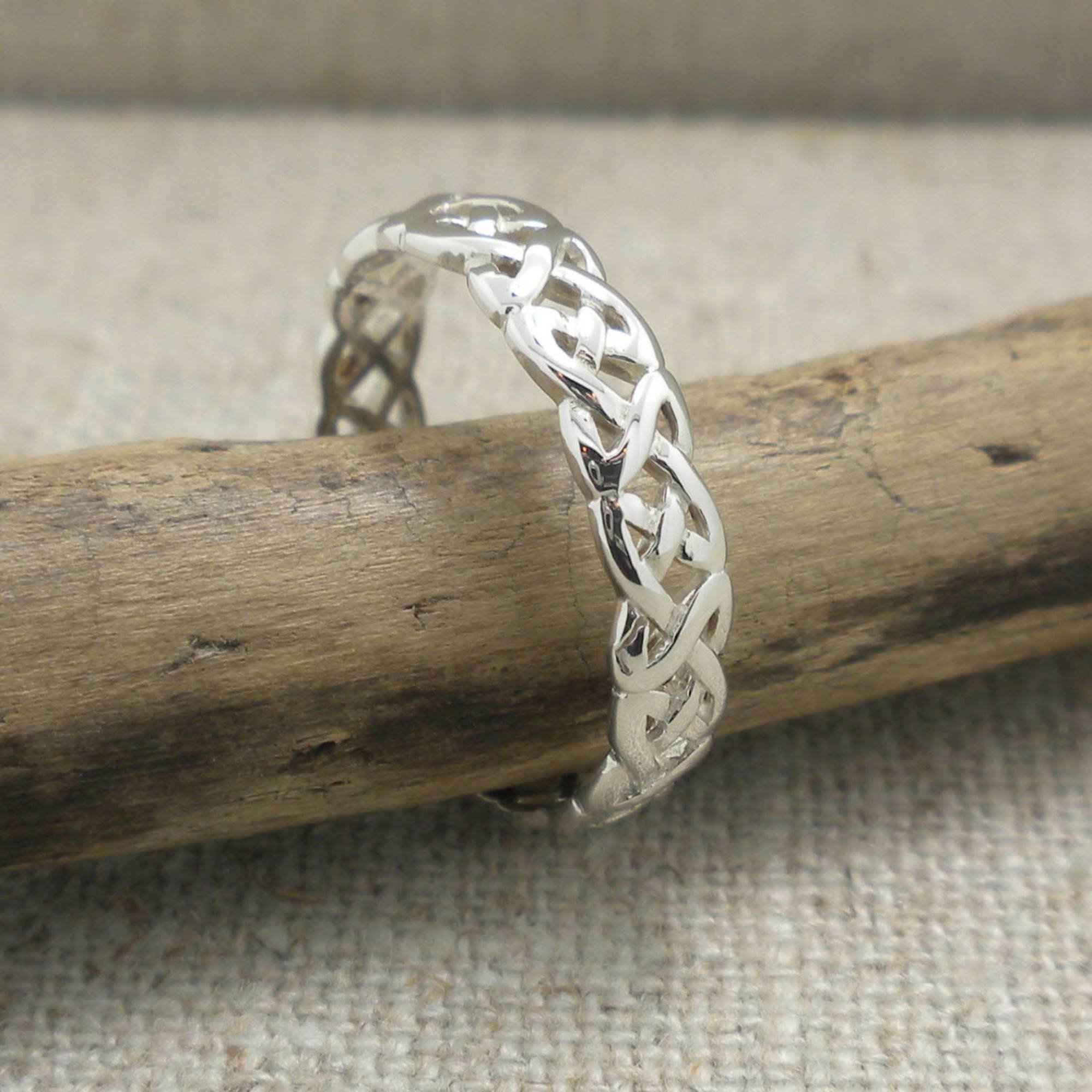 3 mm Sterling Silver Celtic Knot Wedding Ring