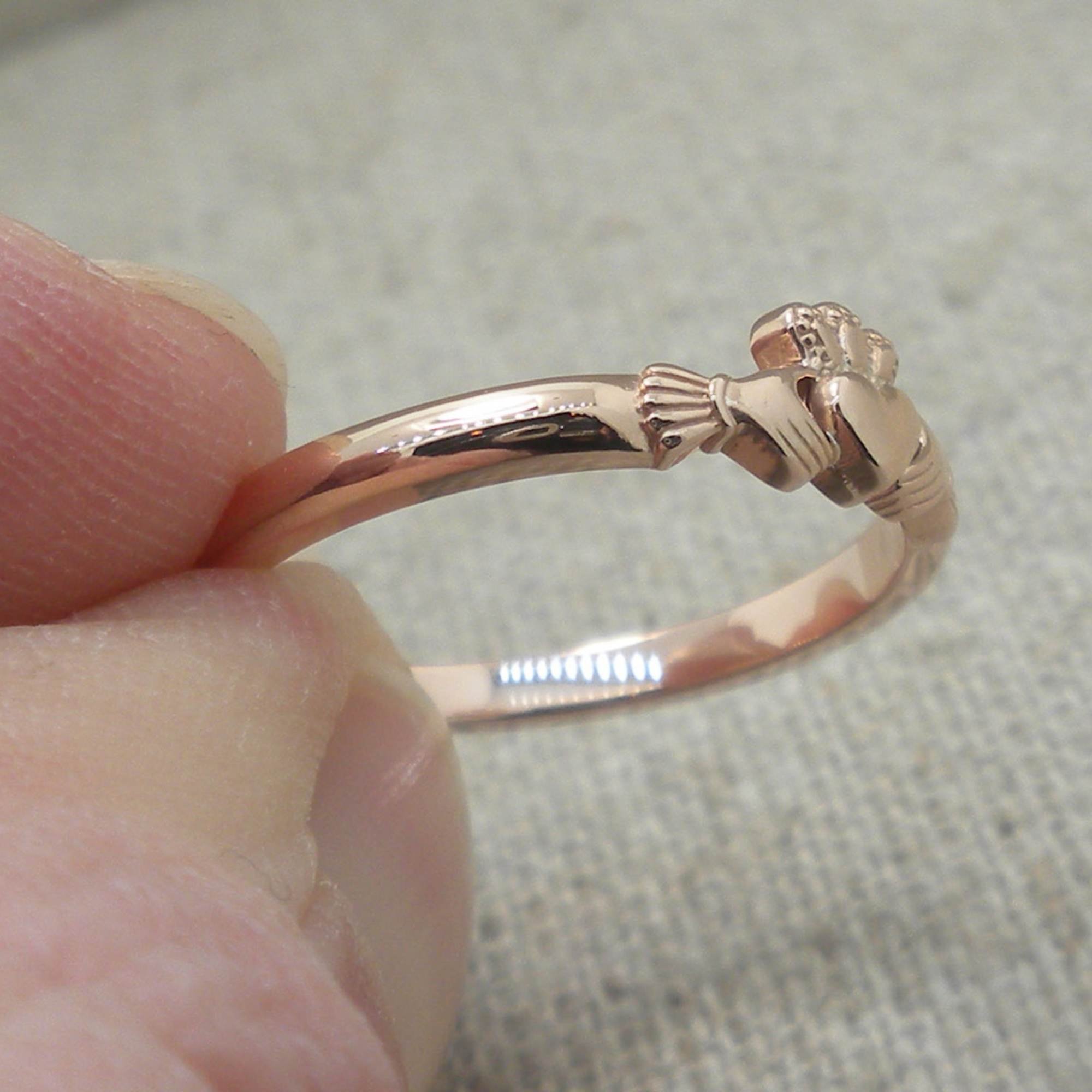 10kt Rose Gold Weave Claddagh Ring
