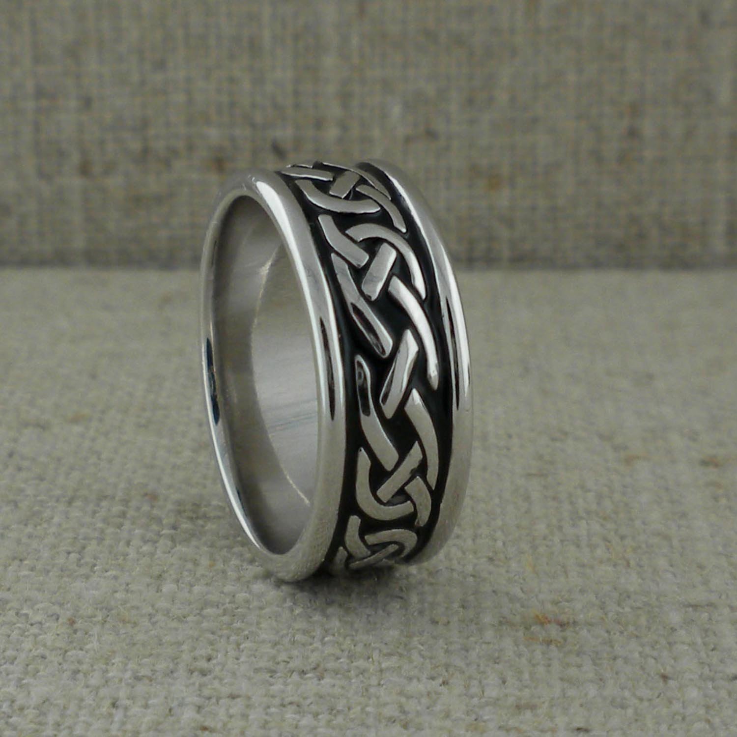 Love Romance Wedding Personalised Irish Patriotic Silver-Plated  Platinum-Plated Diamonesk His And Hers Ring Set: 'Irish Trinity Knot' His &  Hers Personalised Wedding Ring Set