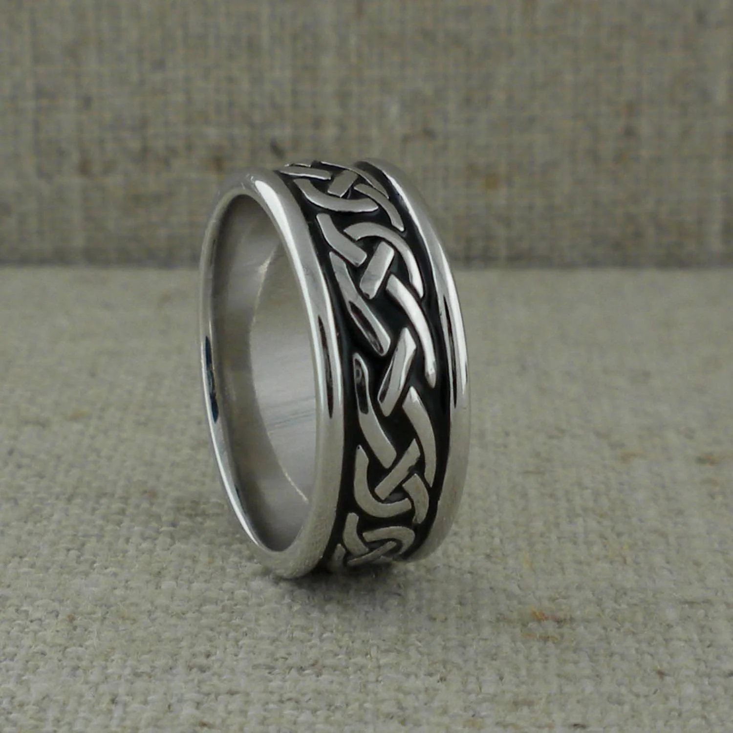 Sterling Silver Celtic Knot Wedding Ring with Black Enamel — Unique Celtic  Wedding Rings, image size:1500x1500