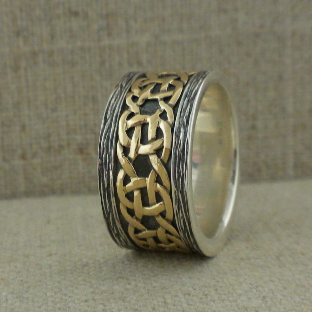 03-celtic-wedding-ring-Scavaig.jpg