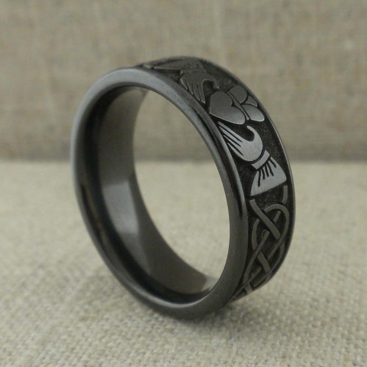 Celtic Claddagh Wedding Ring