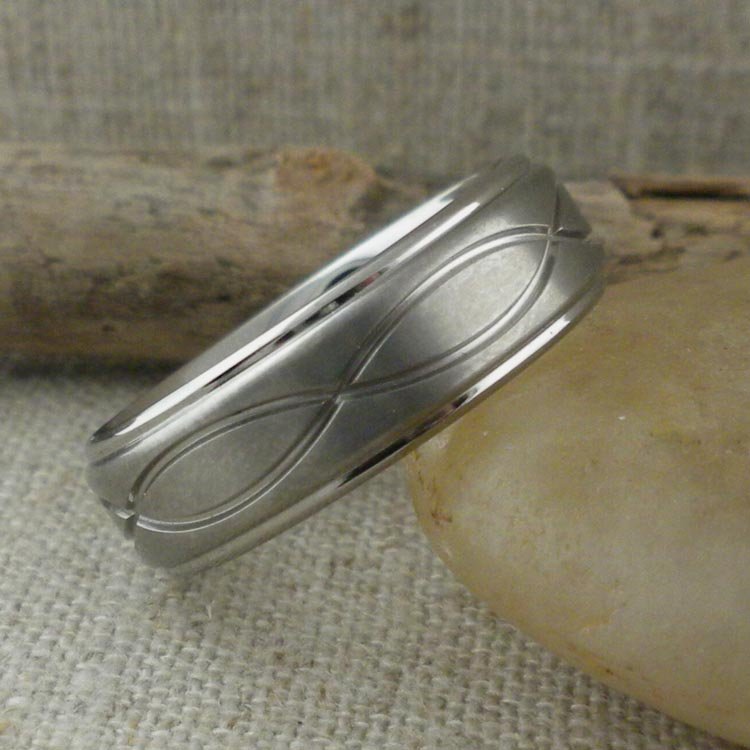 Celtic Infinity Knot Wedding Ring in Titanium