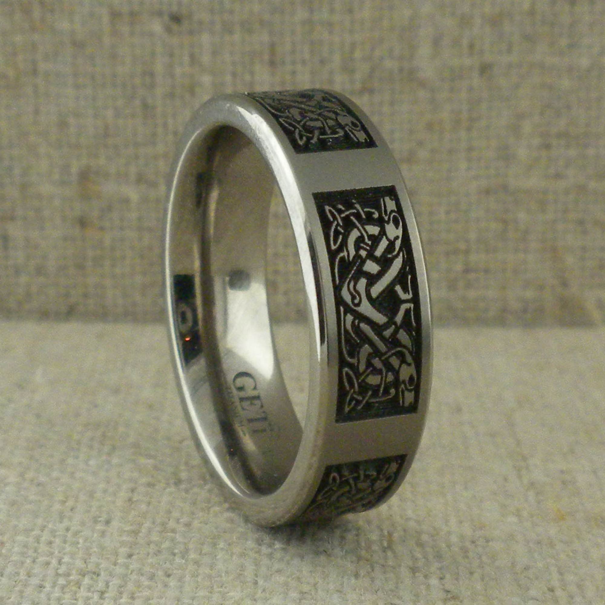 Titanium Celtic Double Hound Wedding Ring