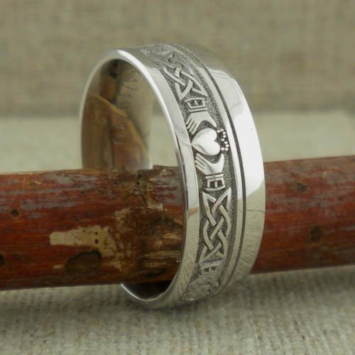 BRCCO-03-Celtic-Wedding-Ring.jpg