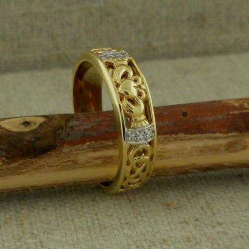 Celtic Claddagh Wedding Ring