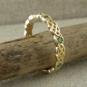 Celtic Knot Wedding Ring with Emeralds