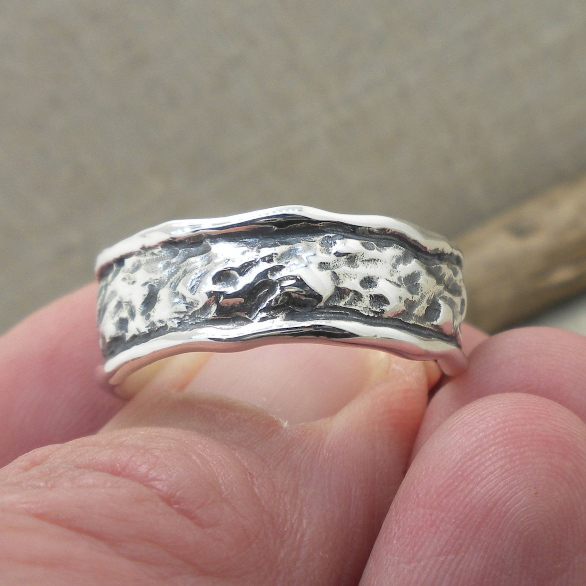 9 mm Wide Sterling Silver with CZs Rocks 'N Rivers Spiral Wedding Ring 