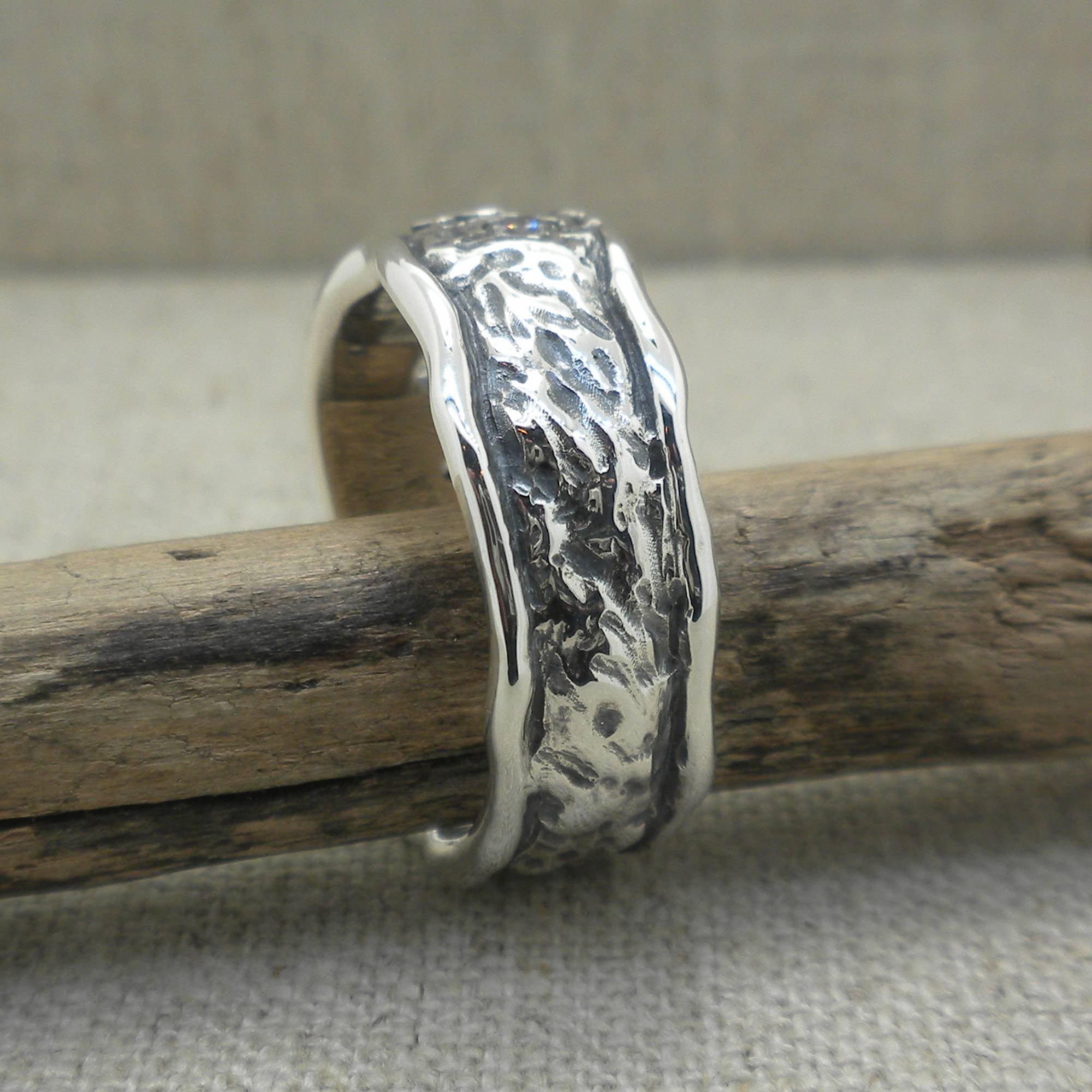 9 mm Wide Sterling Silver with CZs Rocks 'N Rivers Spiral Wedding Ring 