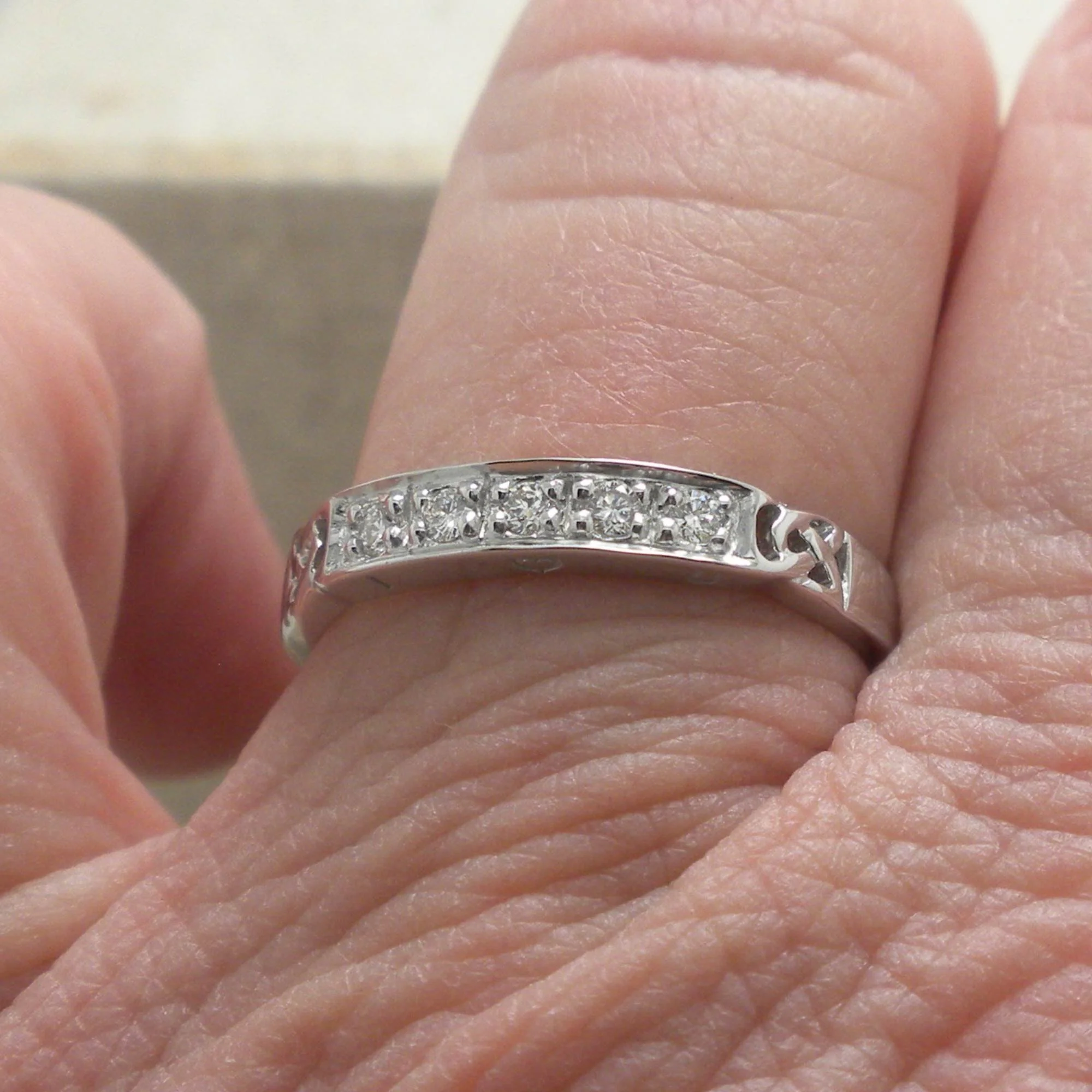 07-IC31-Shanore-Wedding-Ring.jpg