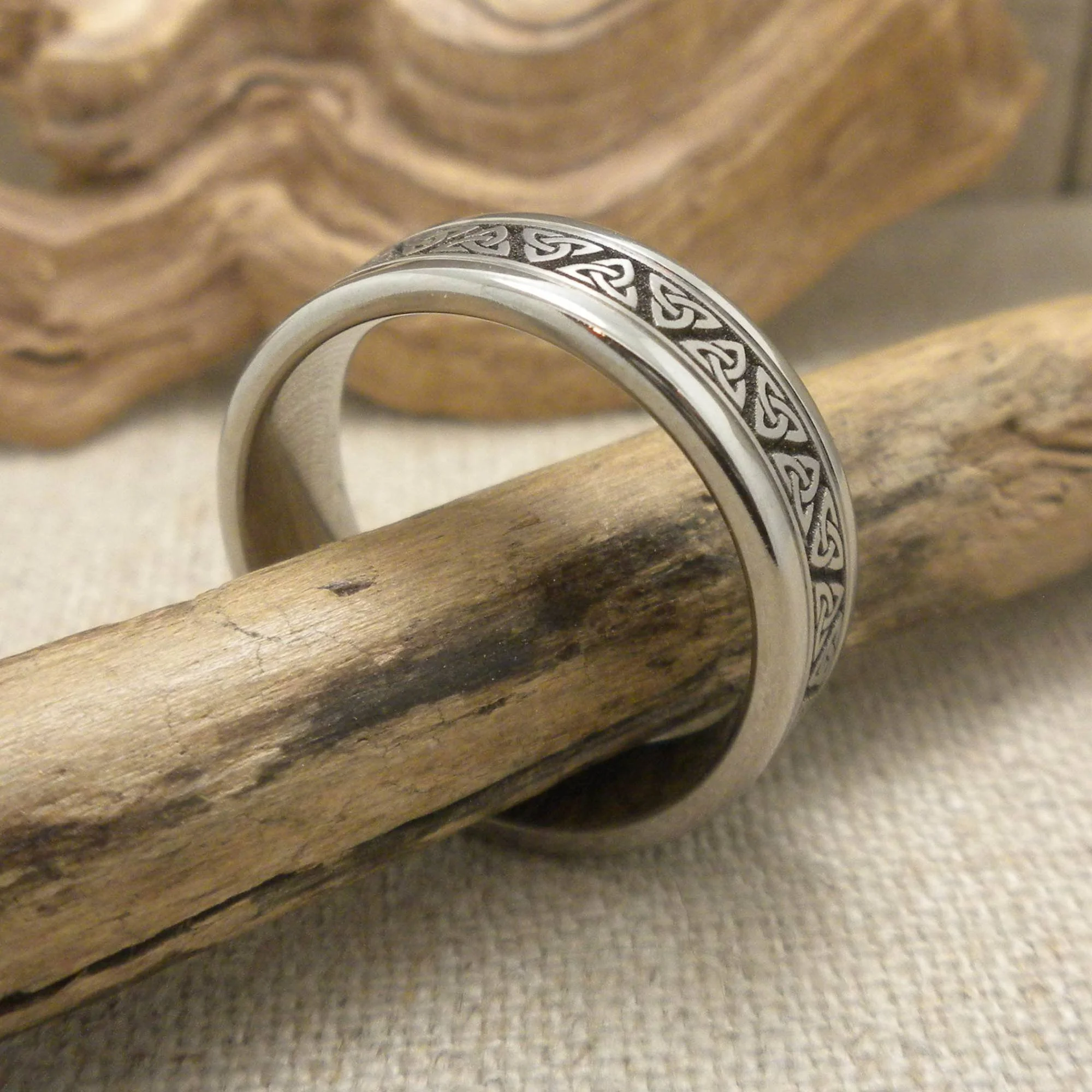 Celtic Trinity Knot Wedding Ring in Titanium