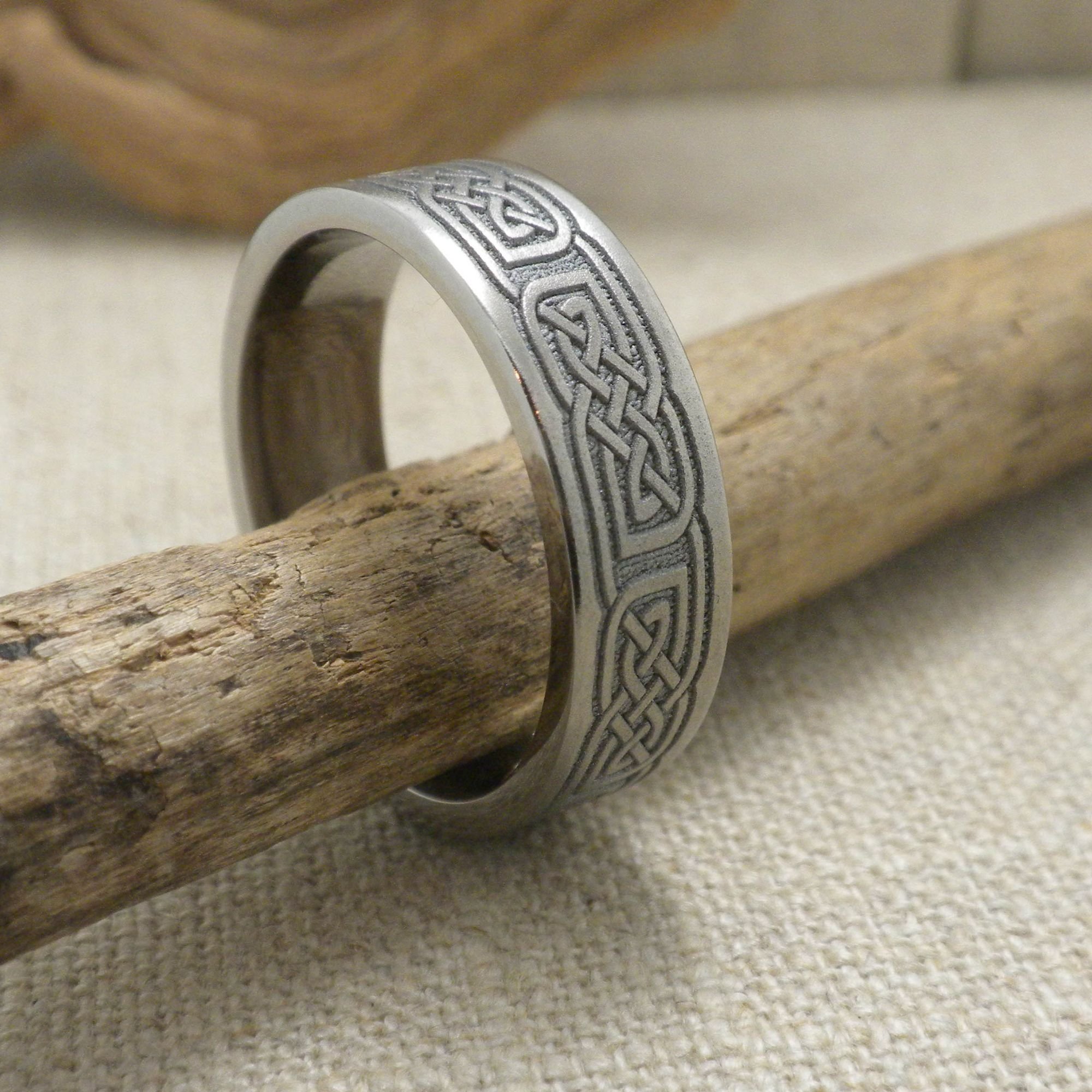 Flat Celtic Knot Wedding Ring in Titanium