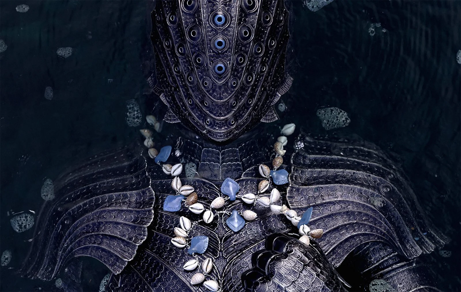 Saphire Altar Visor Down 2.jpg