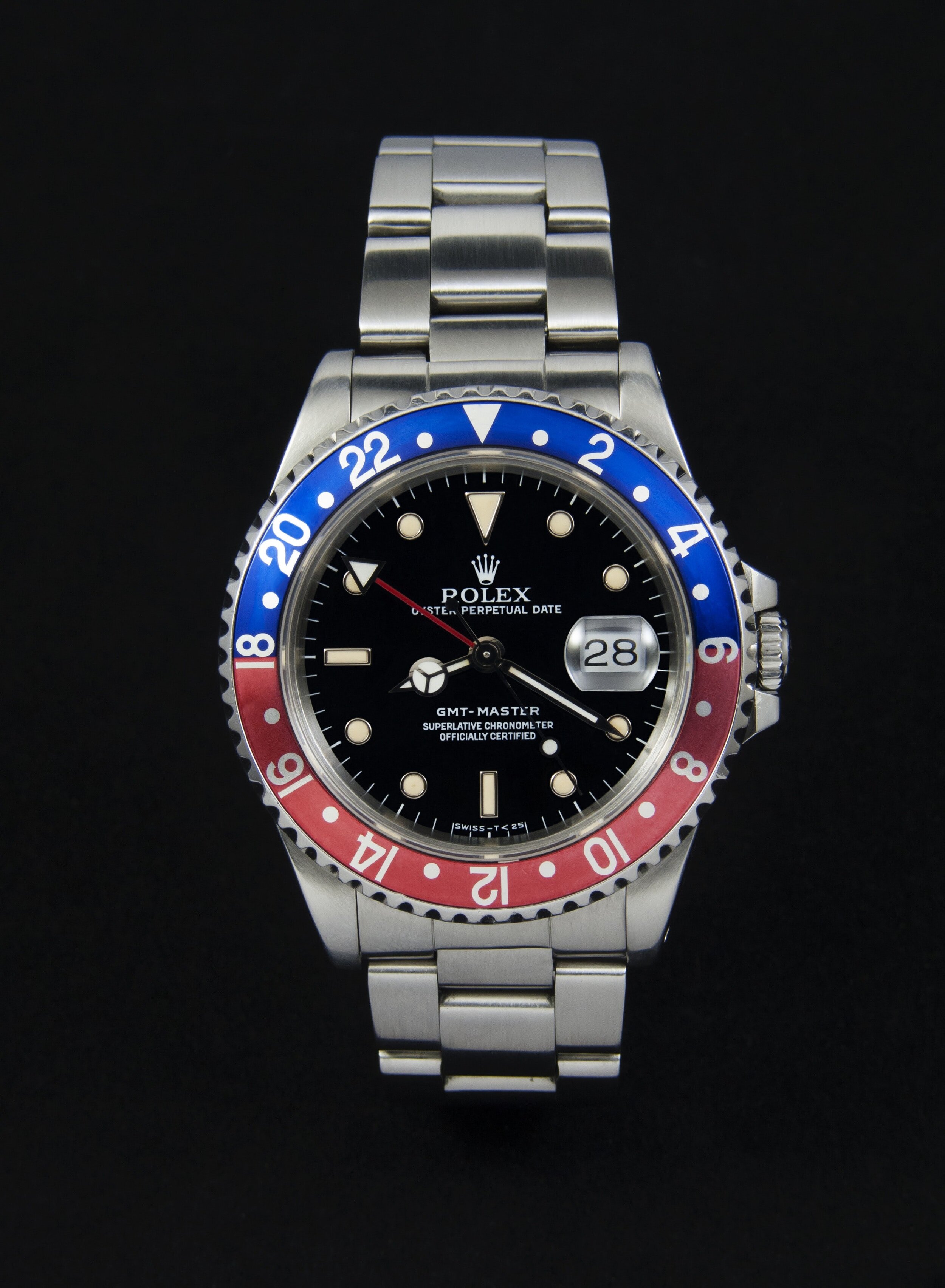 luxury-clock-wrist-watch-gmt-master-47856.jpg