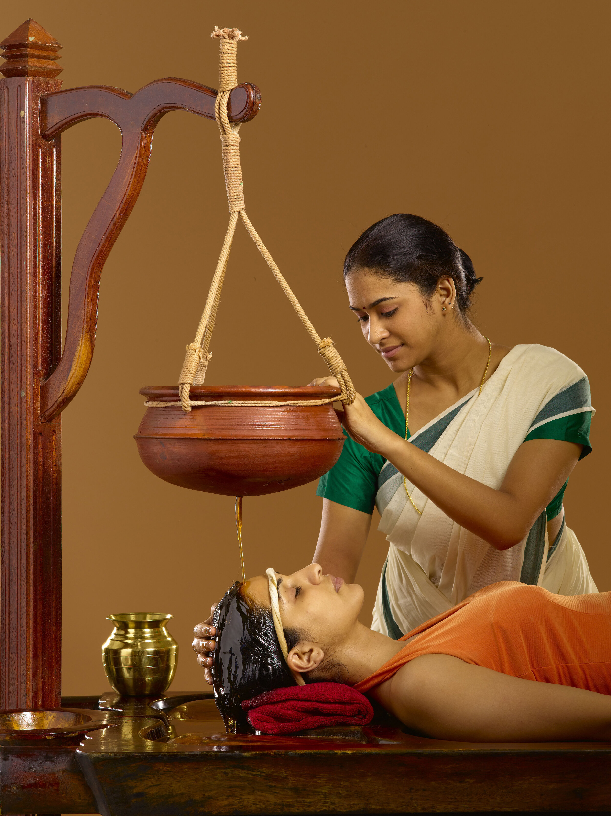 shirodhara therapy- Ayurveda in Kerala - Copy (1).jpg