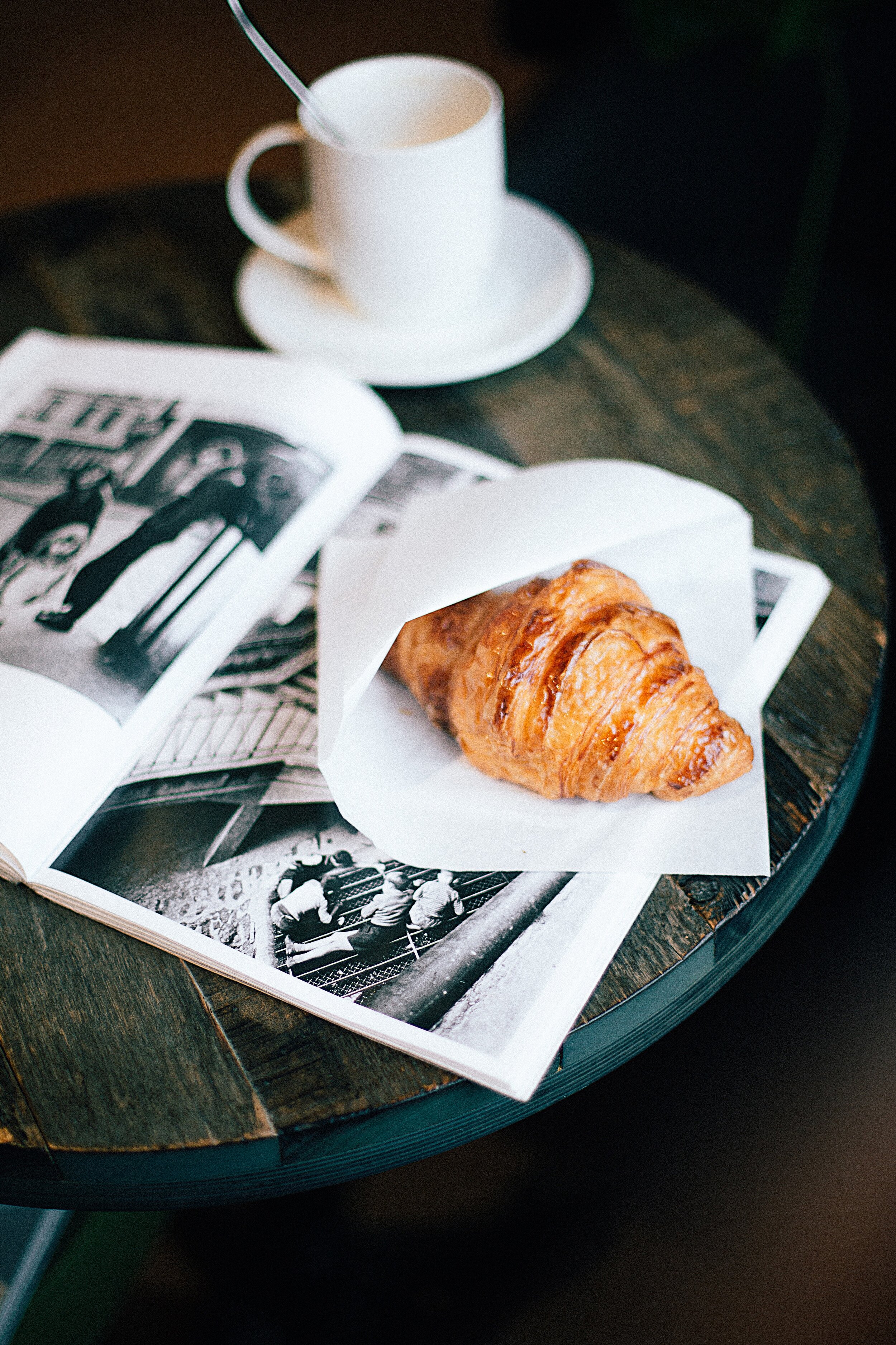 bread-on-wood-table-and-ceramic-cup-3681641.jpg