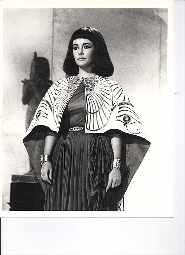 Elizabeth Taylor Cleopatra.jpg