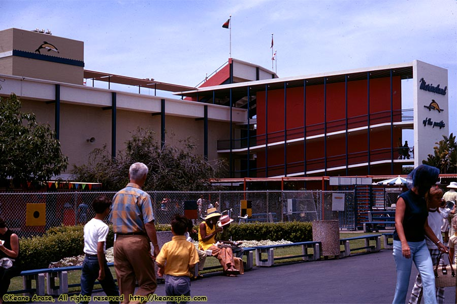 Marineland, 1969 (used with permission by keanespics.com)