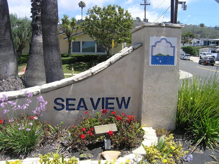 Seaview Sign 002.jpg