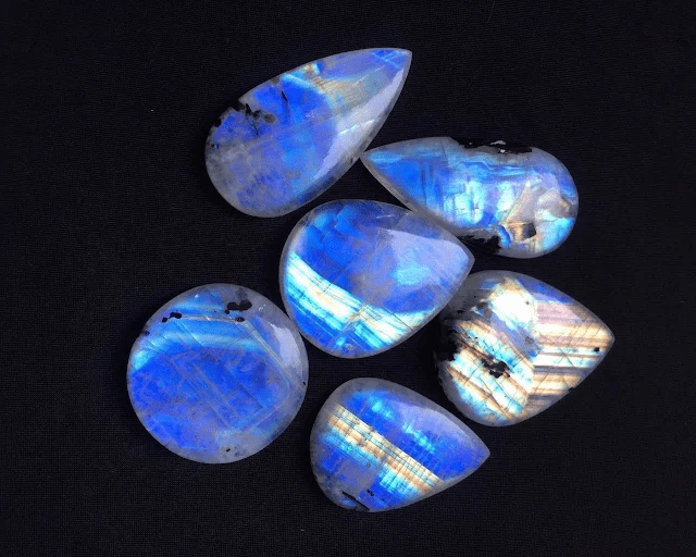 June Rocks The Birthstones of June: Pearl, Alexandrite, and Moonstone — Palos ...
