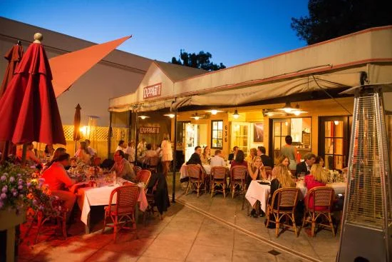 Lee Dynes and Amanda Addleman @ L'appart Resto