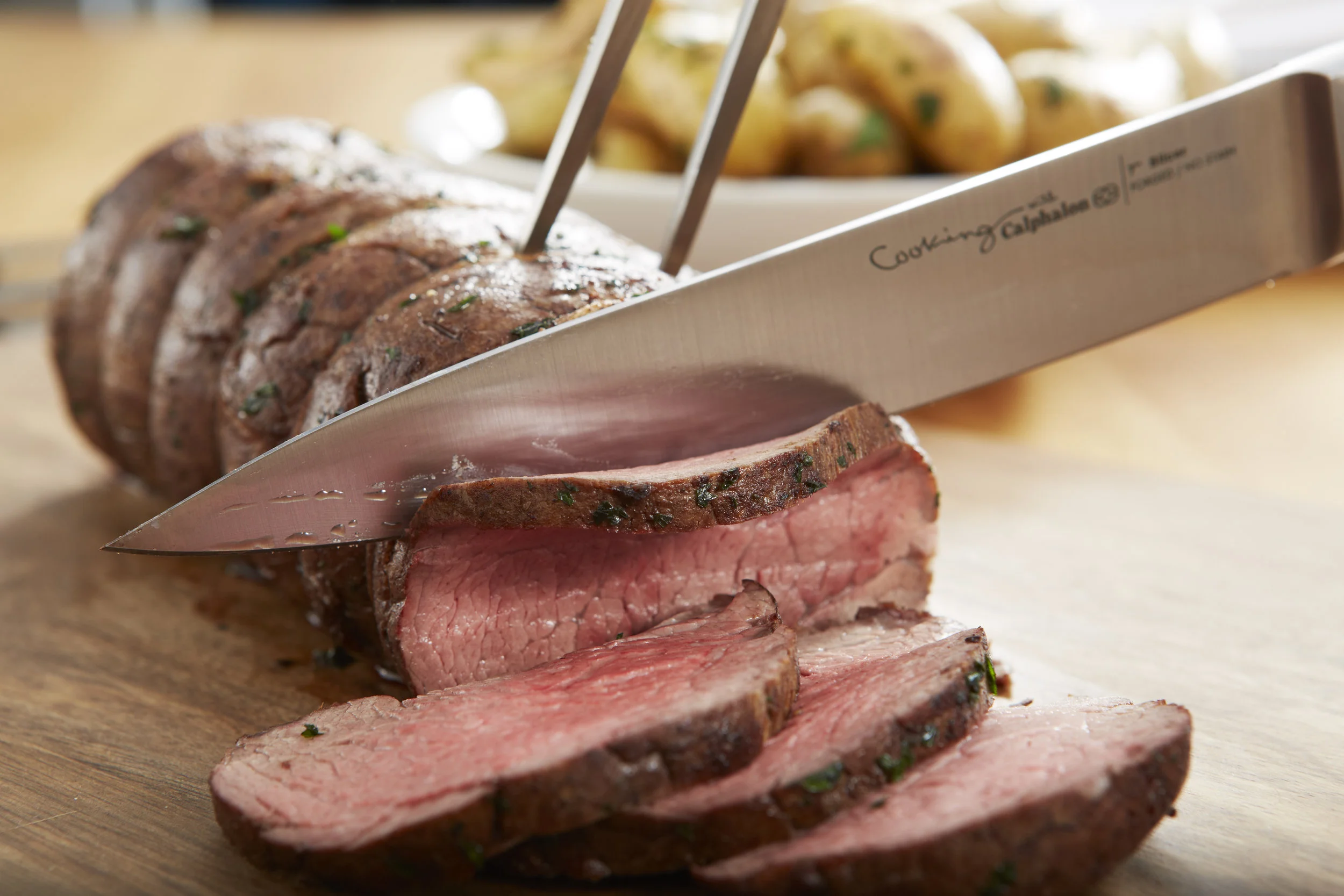 CARN_STEAK_SET_005_ALT1D.jpg