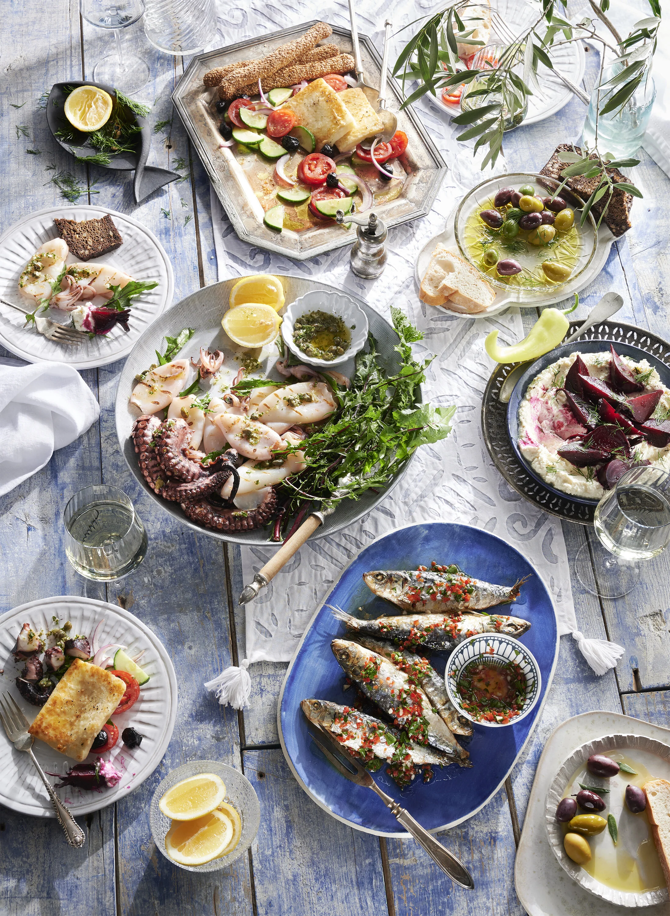 Mediterranean_Spread_Blue.jpg