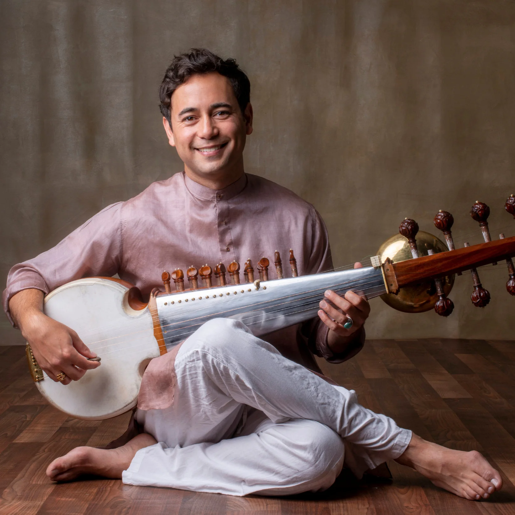 Manik Khan, Sarode and Vishan Menon, Tabla
