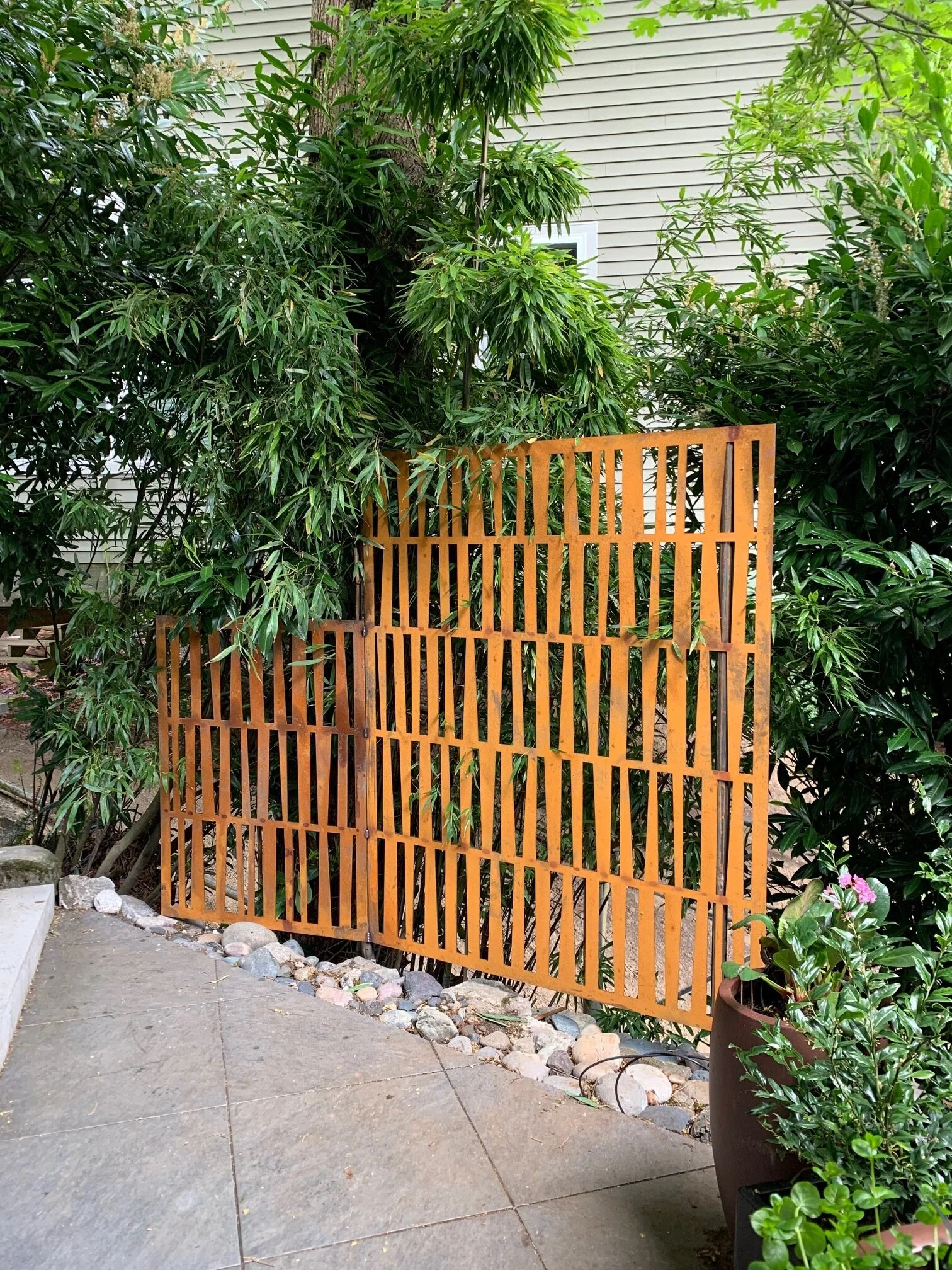 laser cut privacy screen