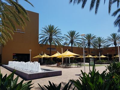Tustin Marketplace Food Court