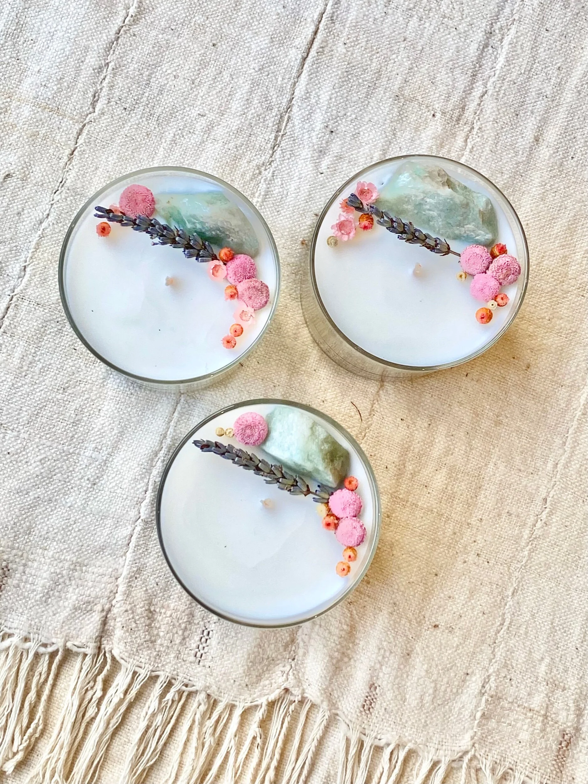 FLOWER CROWN CRYSTAL CANDLE