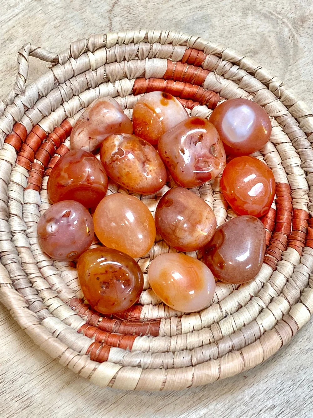 CARNELIAN — T I N Y B A N D I T