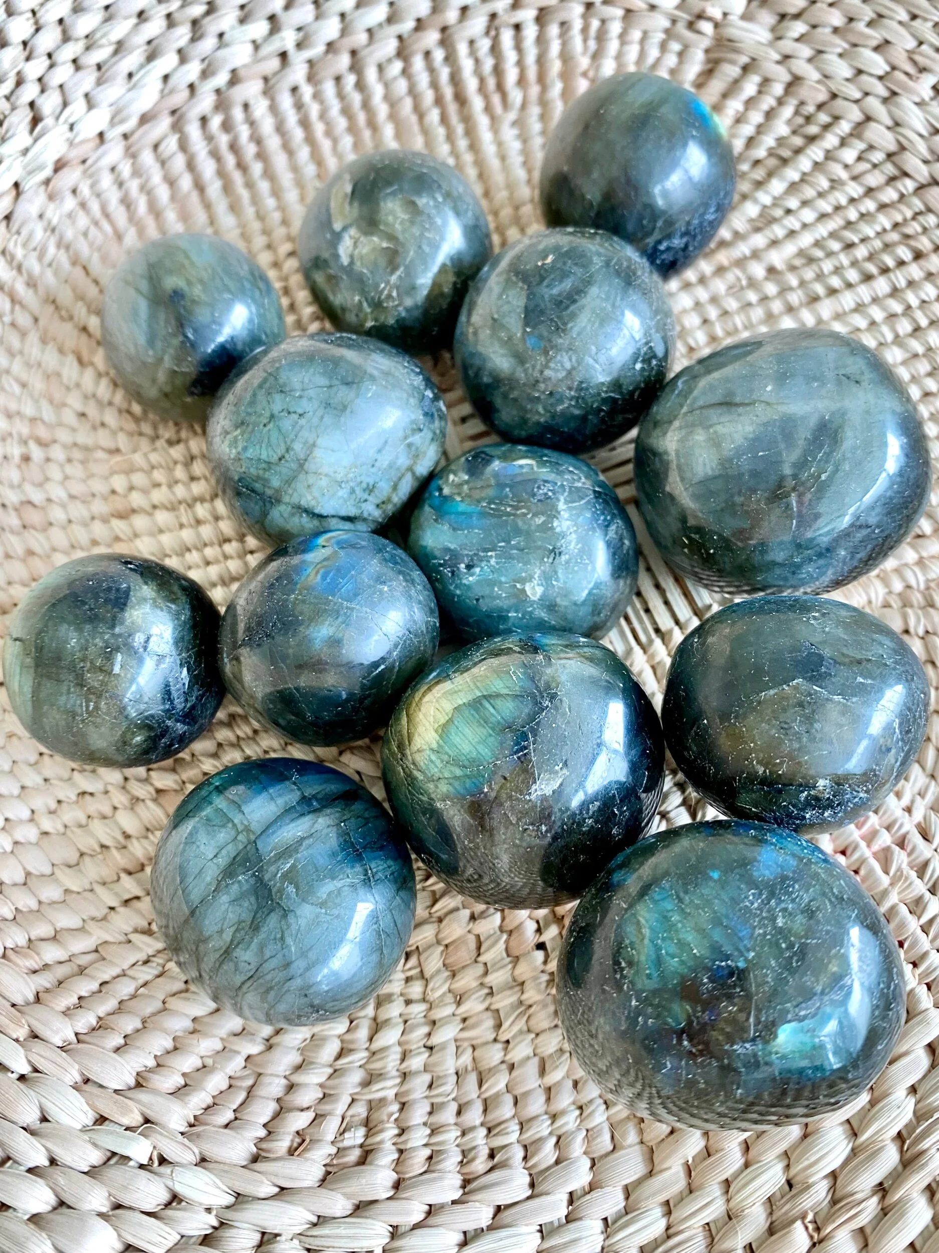 NEW! HIGH Flash Labradorite
