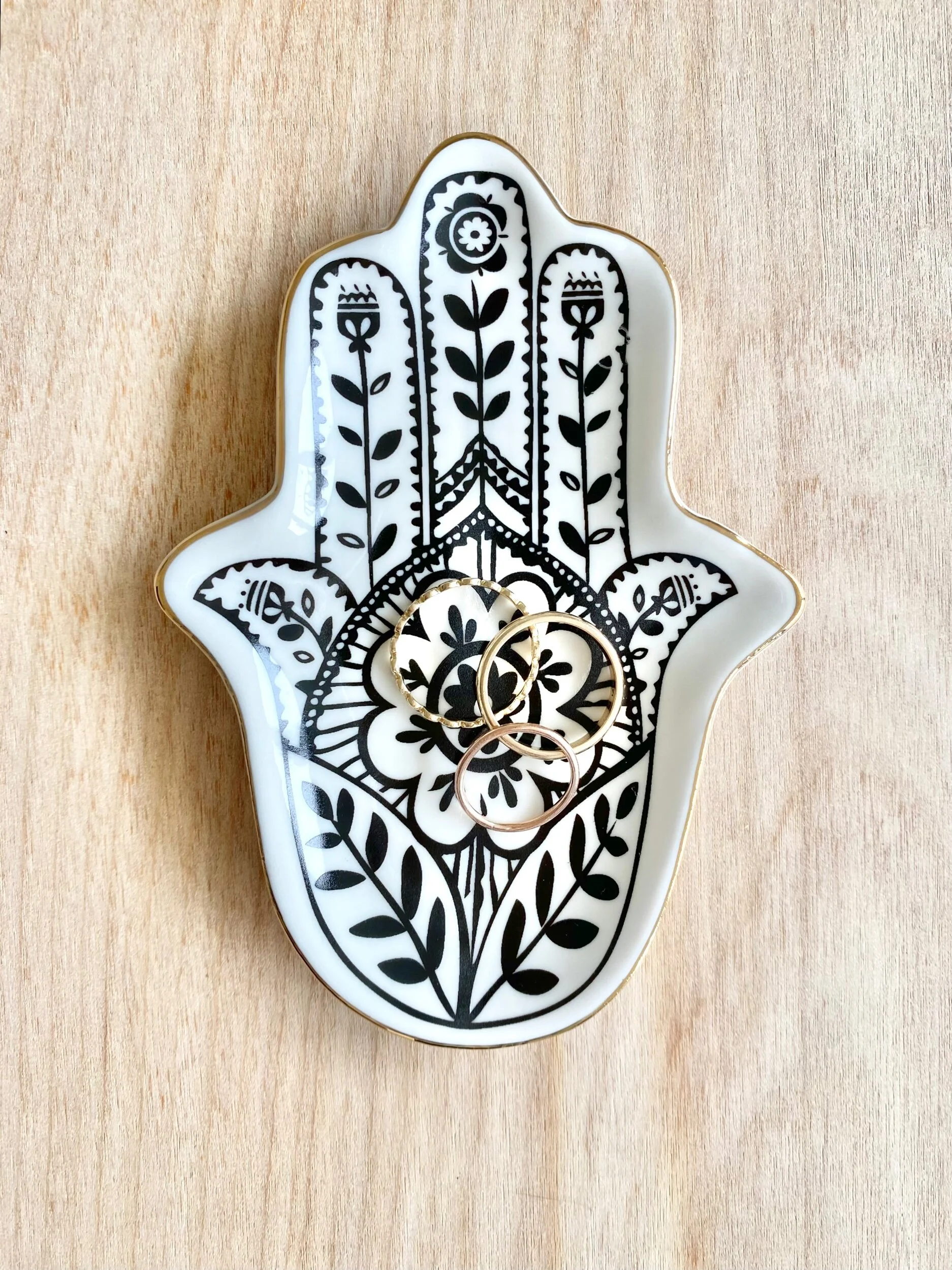 HAMSA DISH