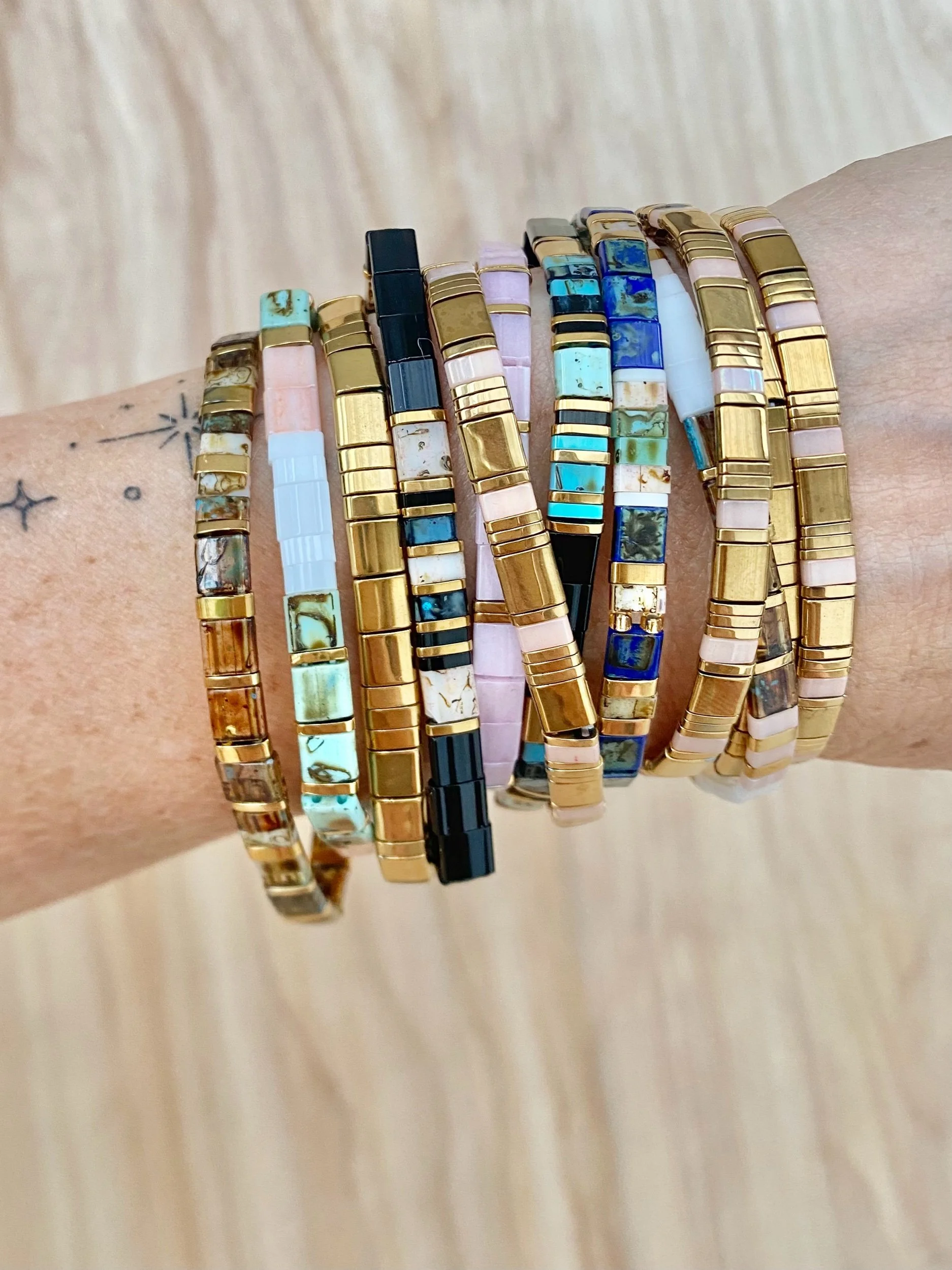 TILA GLASS BRACELETS