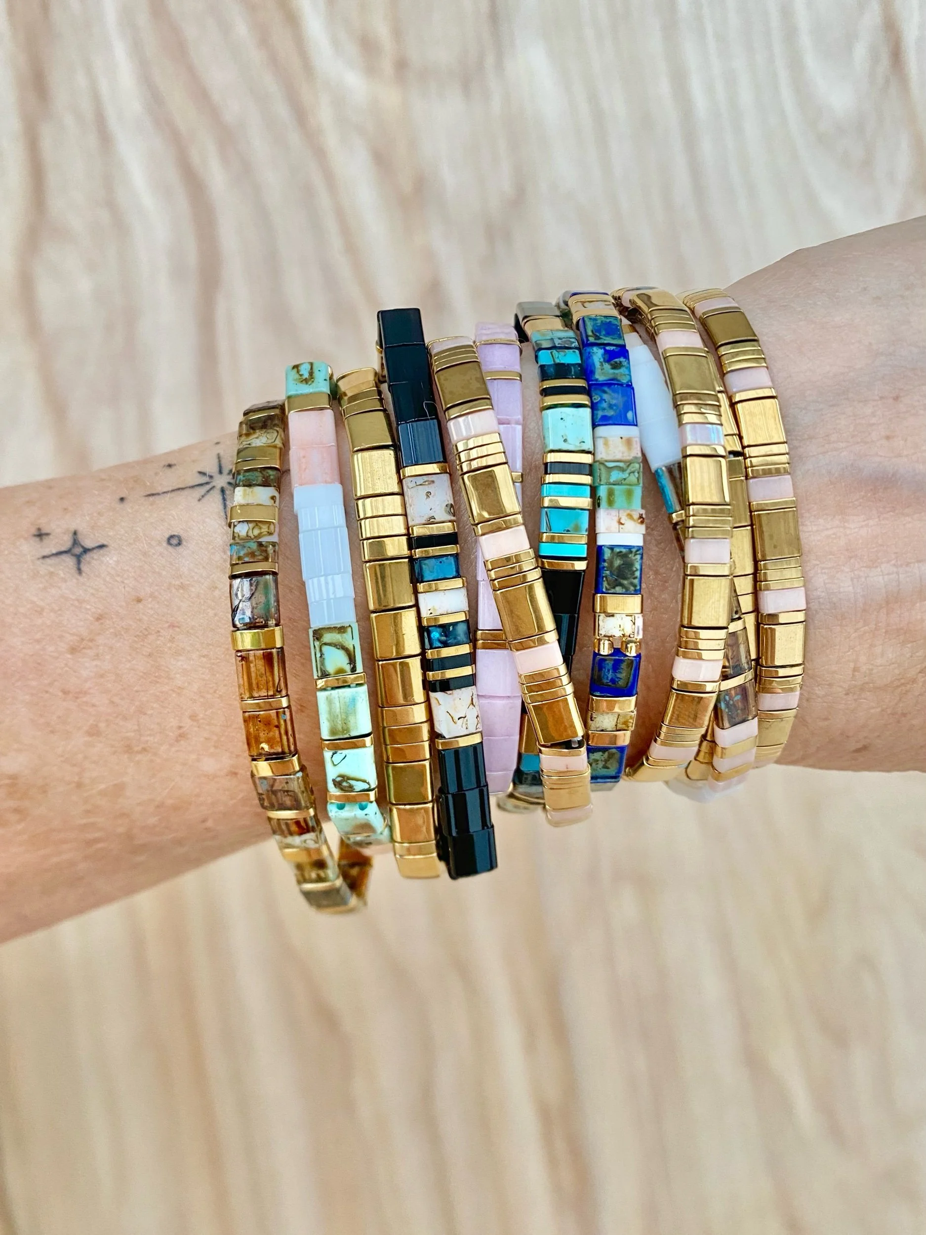 TILA GLASS BRACELETS
