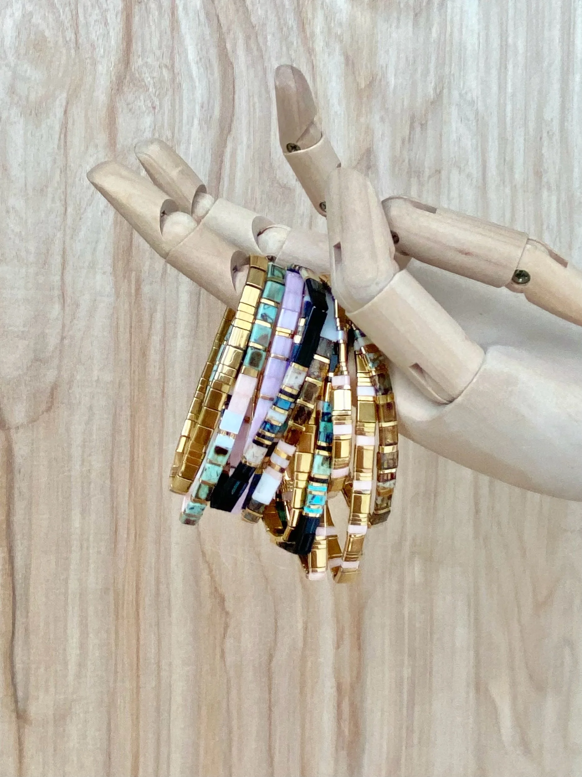TILA GLASS BRACELETS