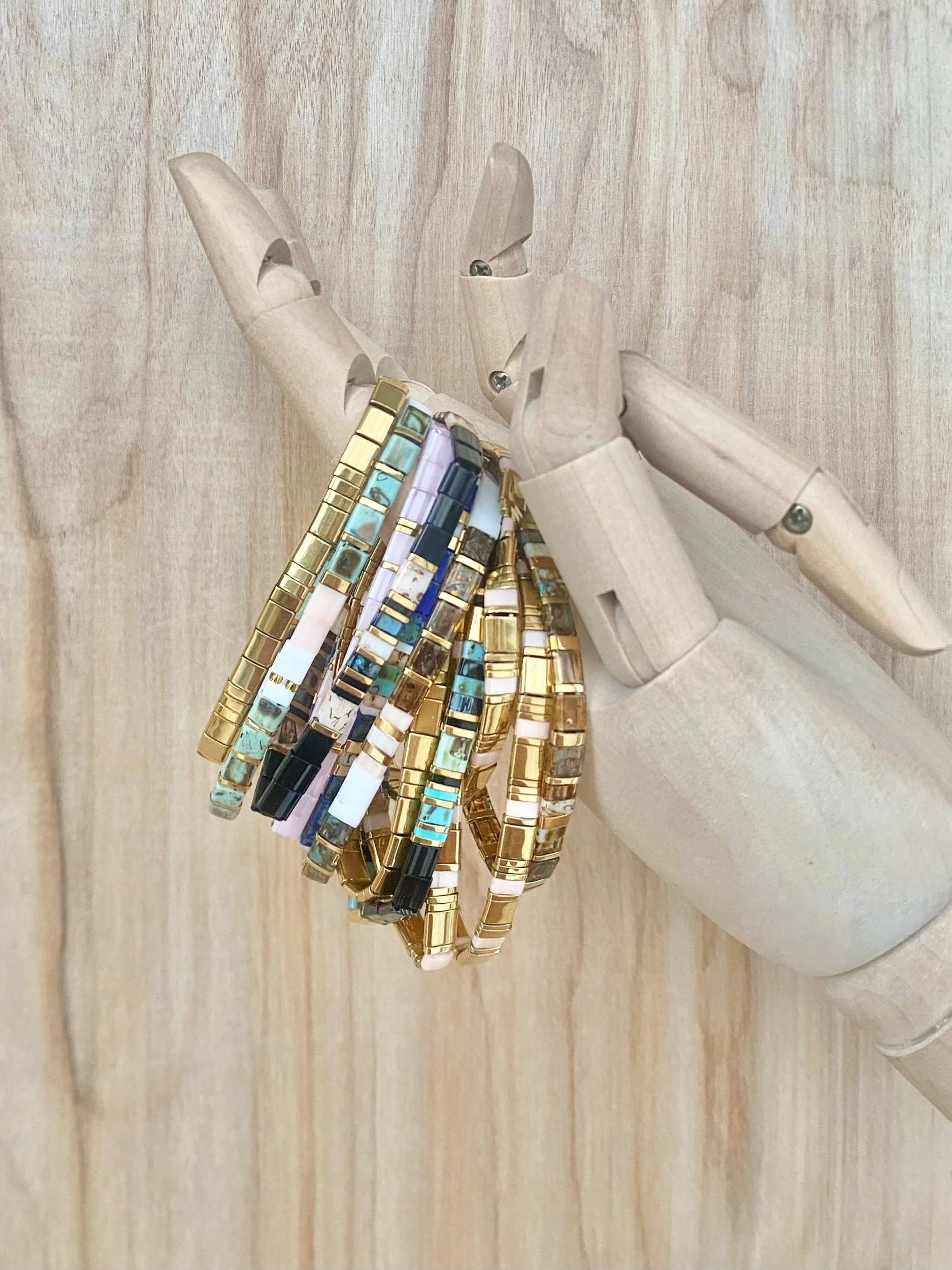 TILA GLASS BRACELETS