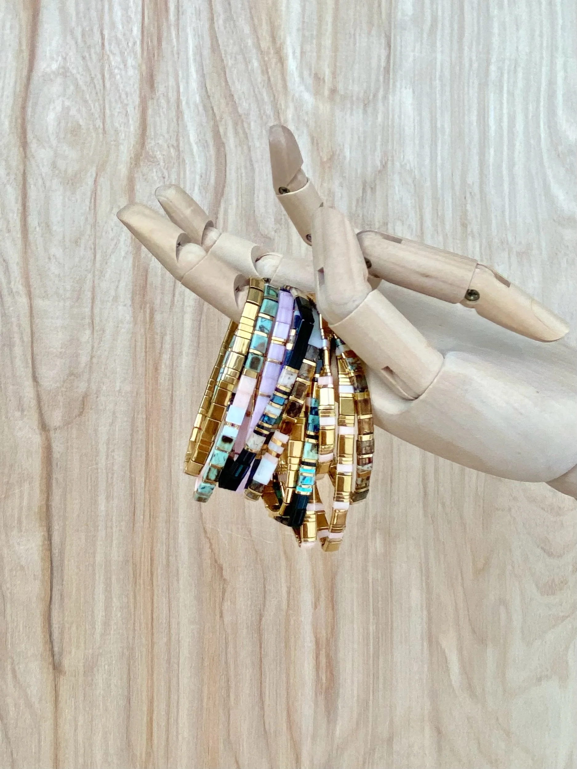 TILA GLASS BRACELETS