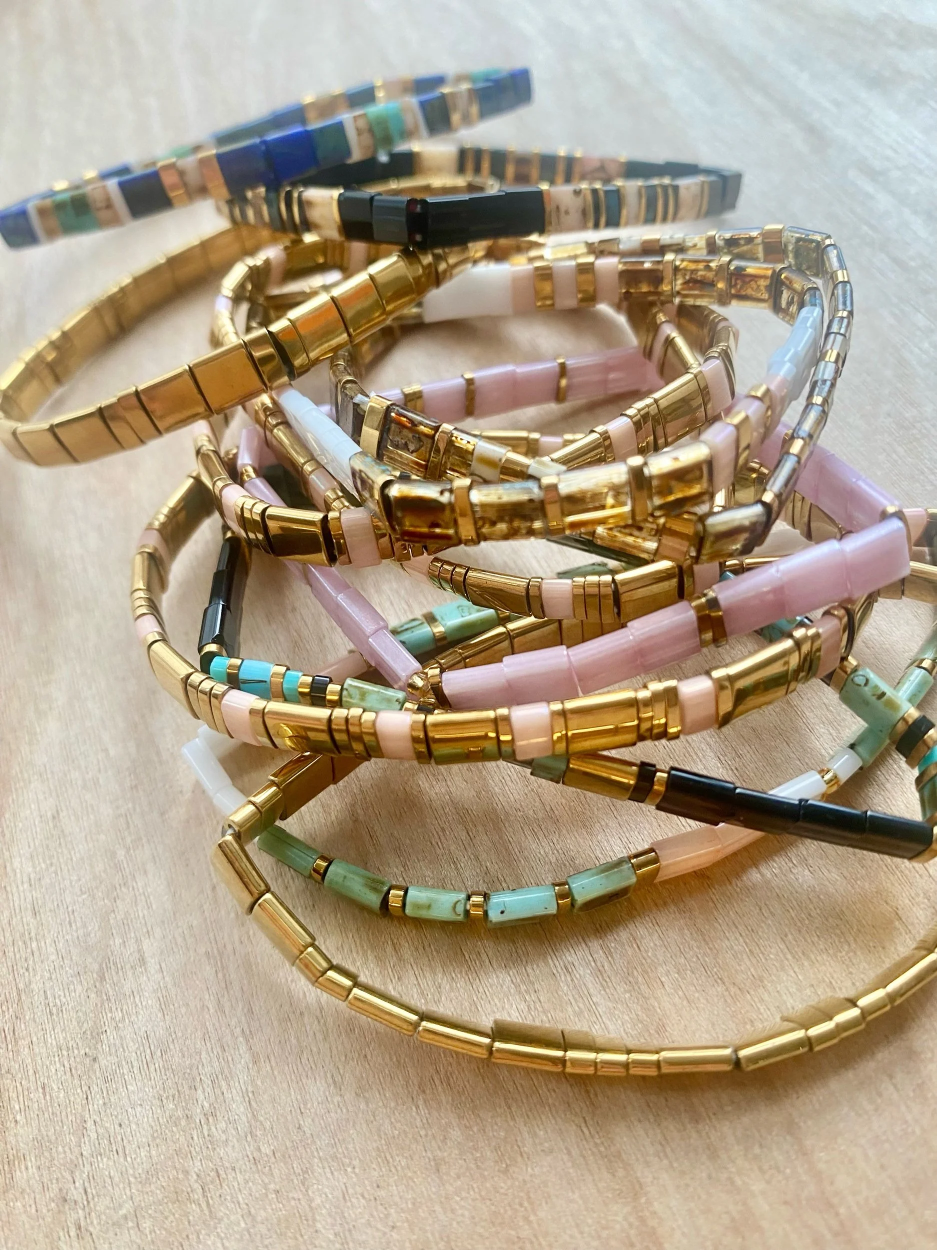 TILA GLASS BRACELETS