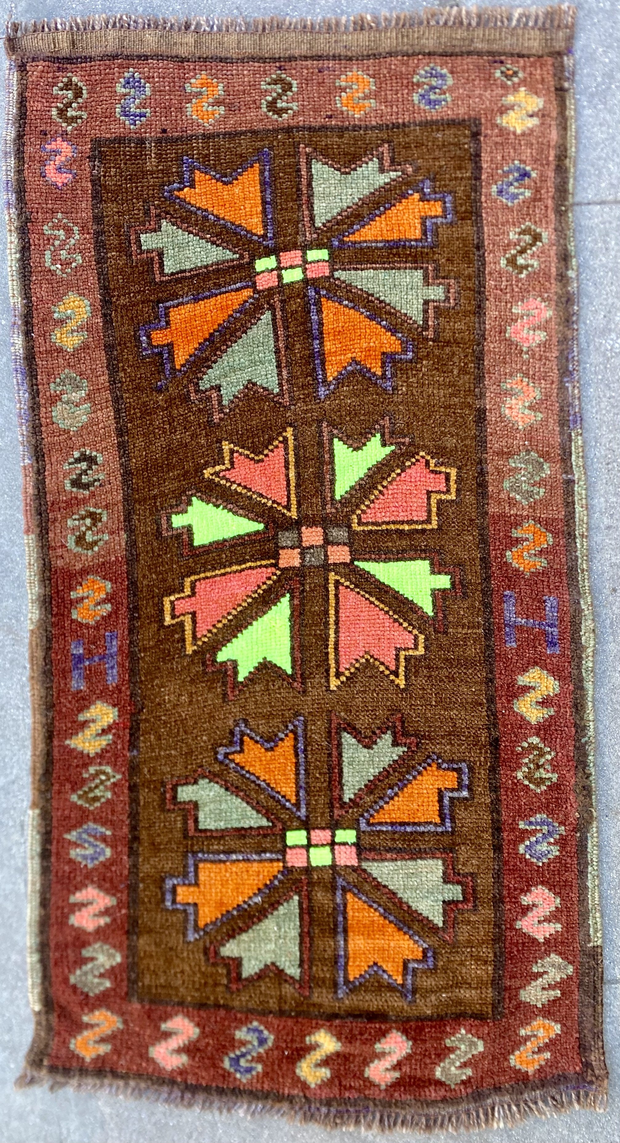 VINTAGE TURKISH RUGS