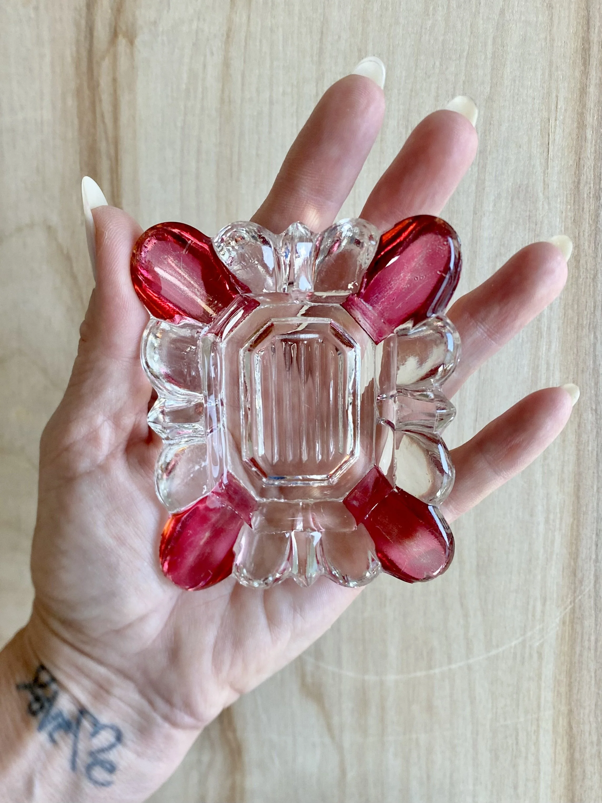 VINTAGE GLASS DISH