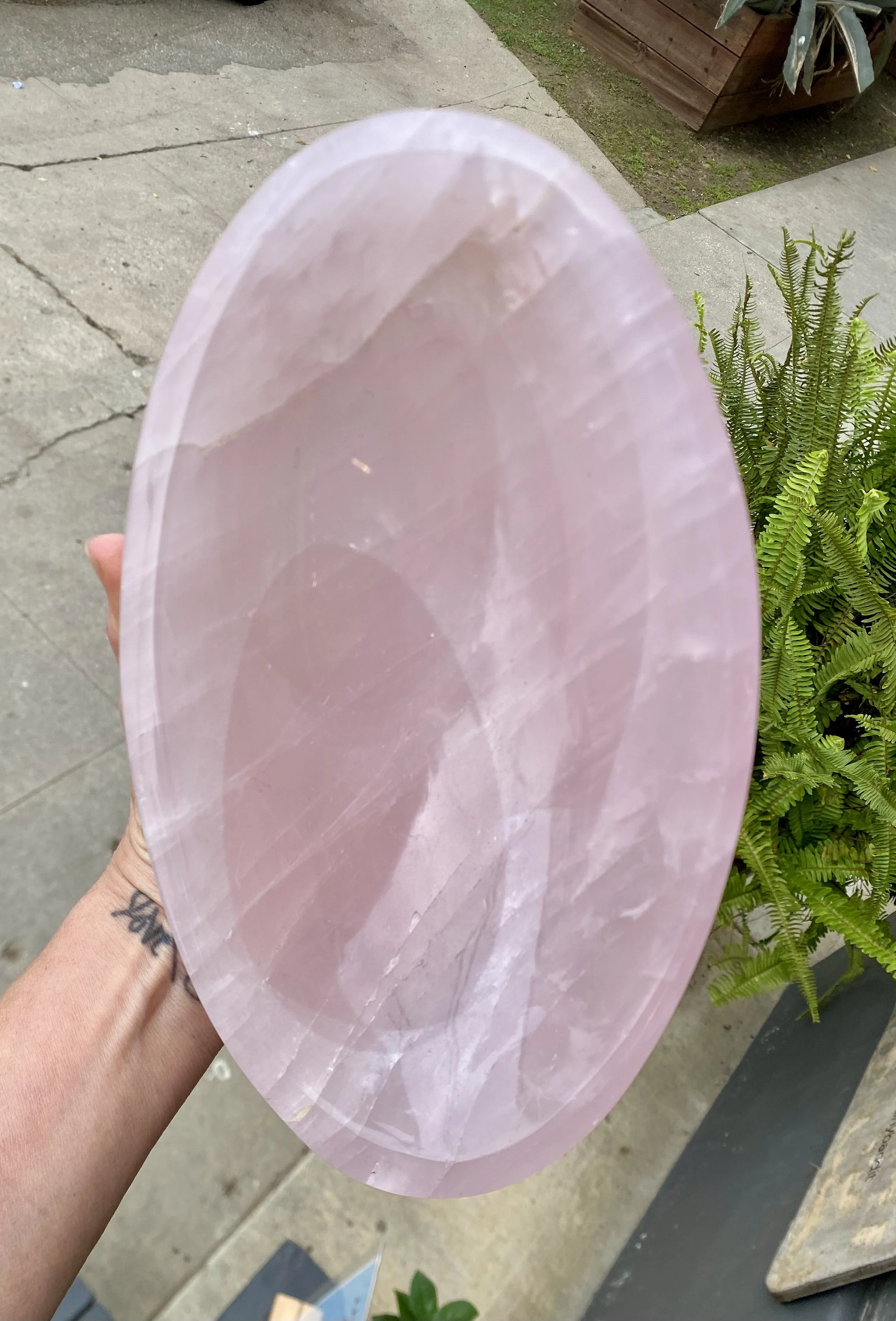 ROSE QUARTZ BOWL