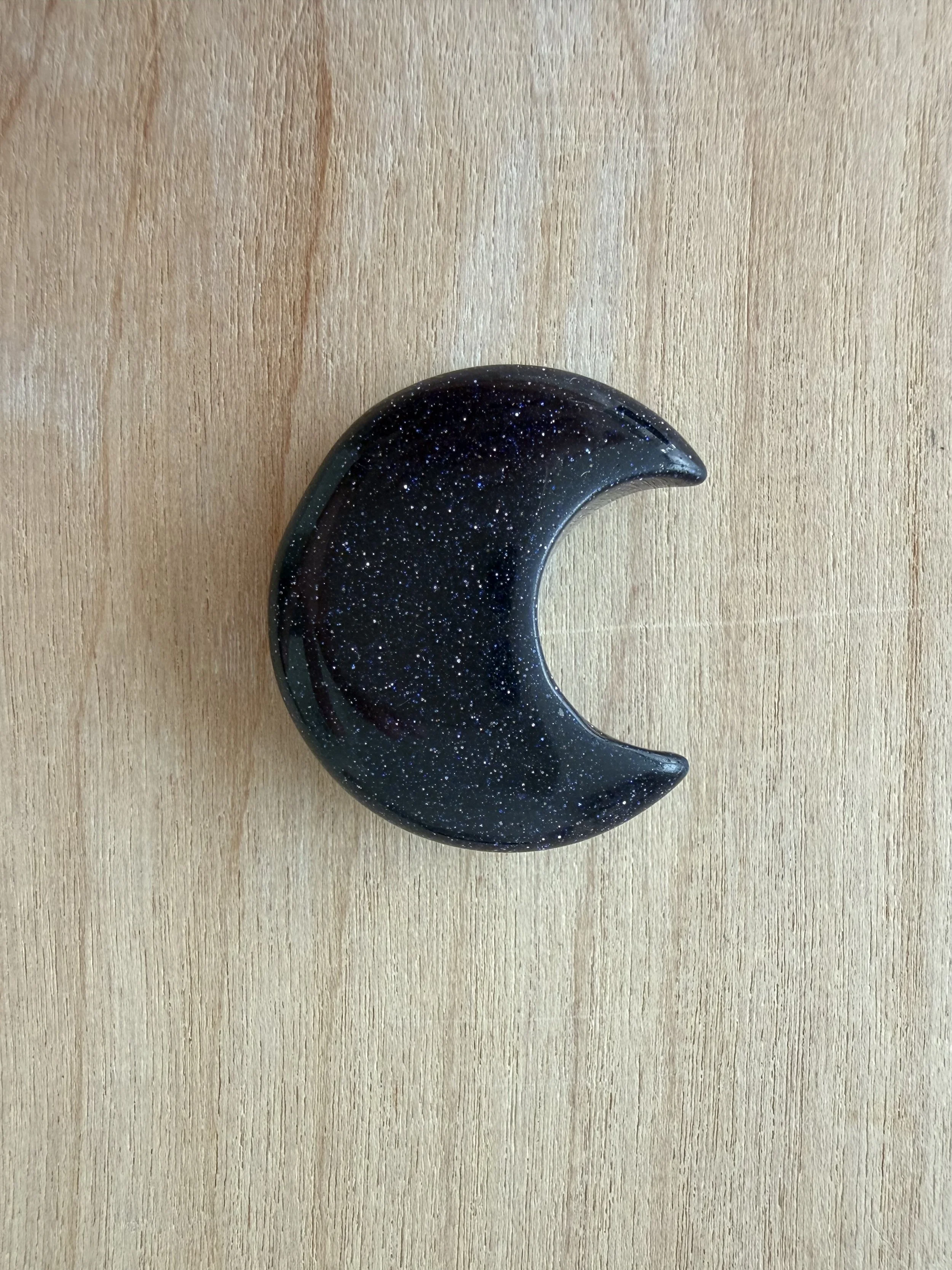SILVER STONE MOONS