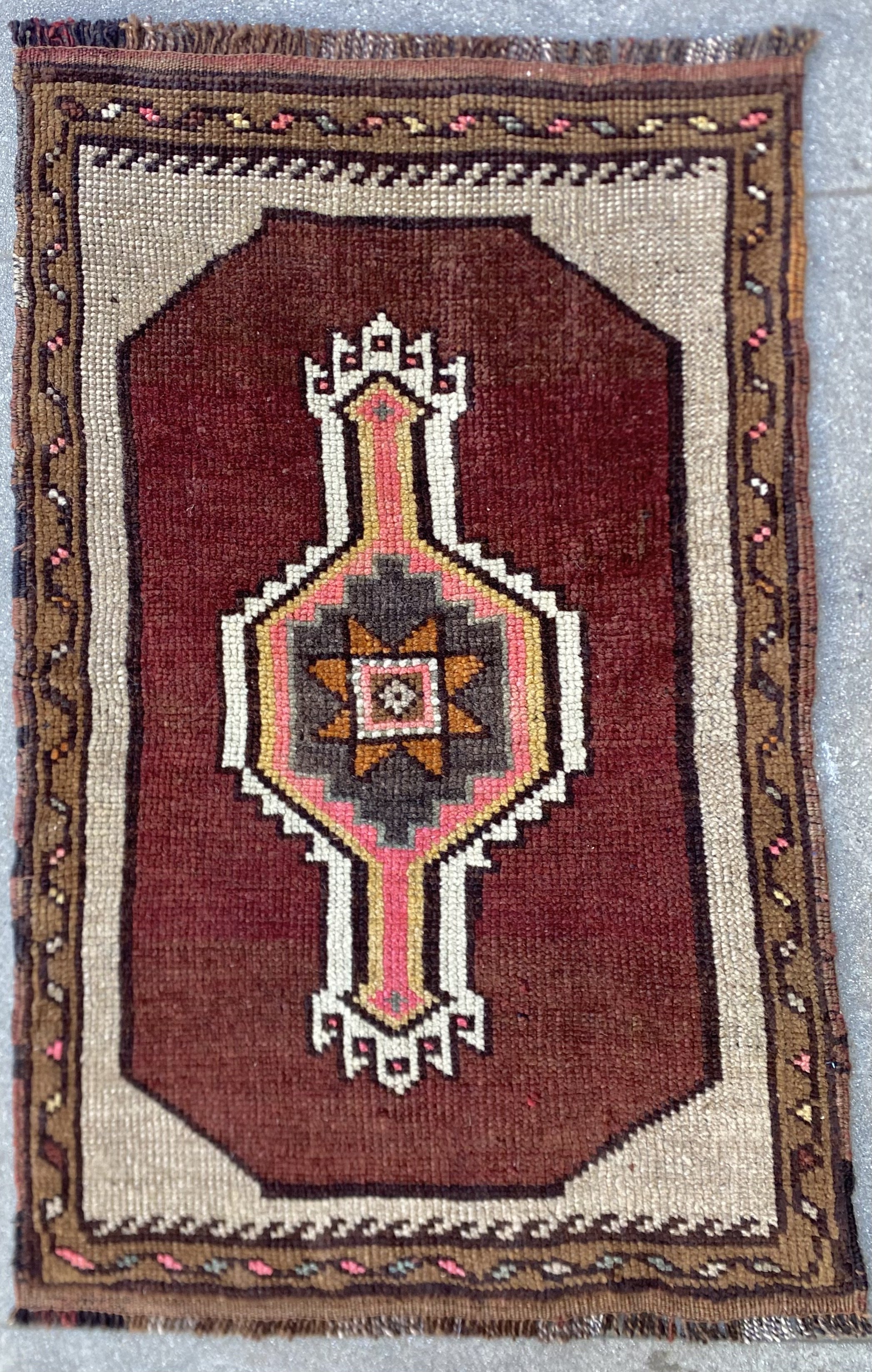VINTAGE TURKISH RUGS