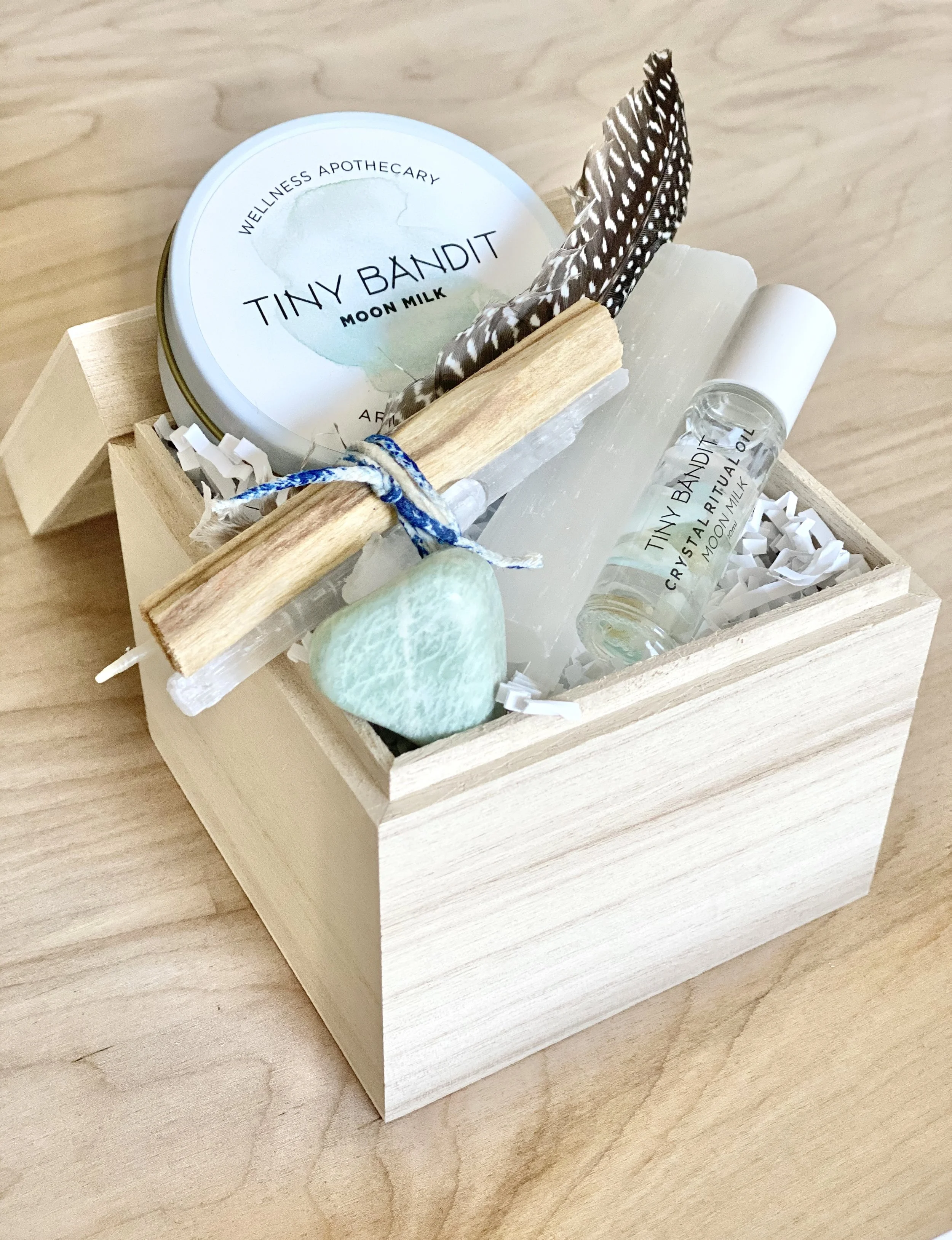 CUSTOMIZED GIFT BOX