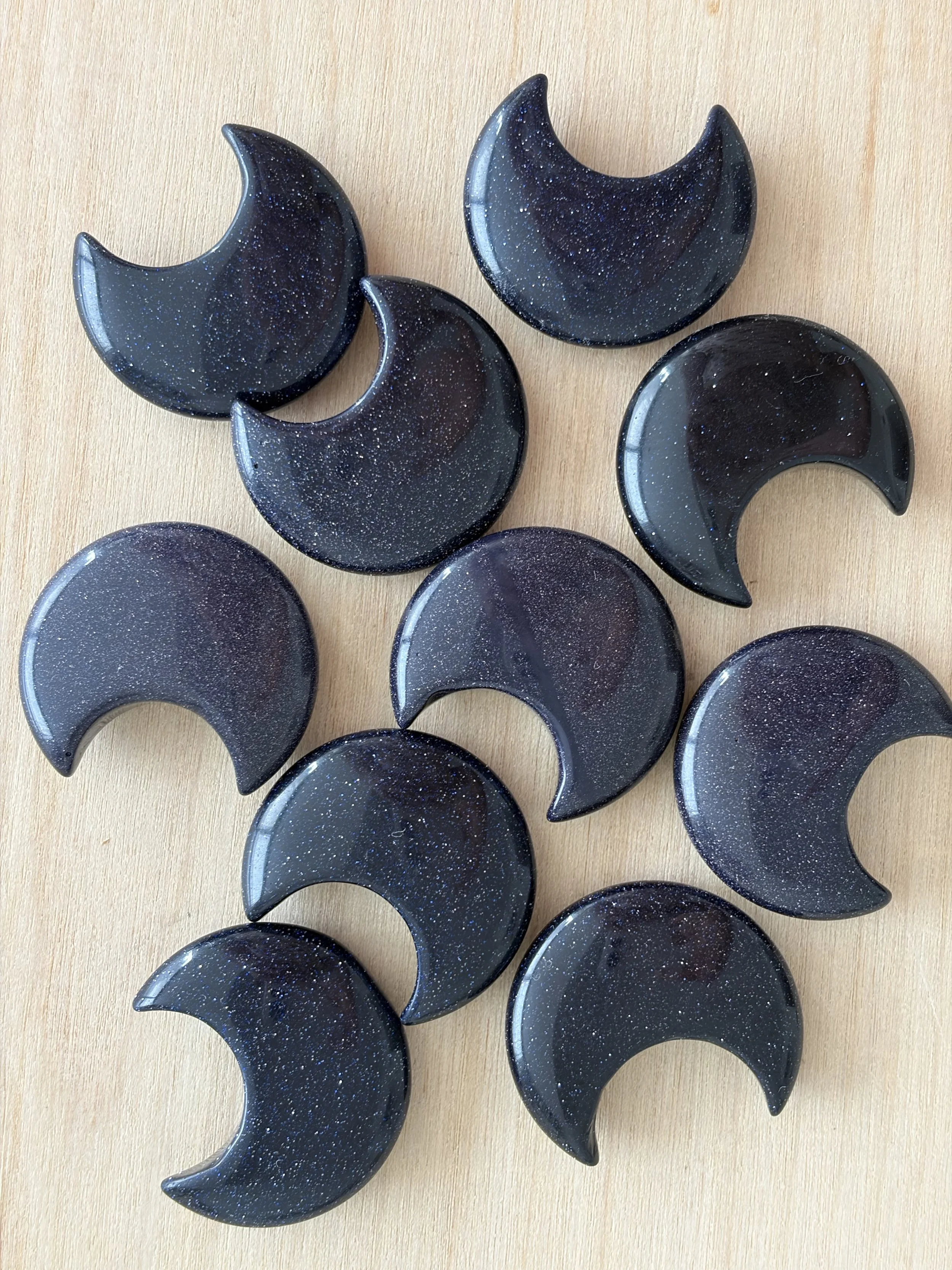 SILVER STONE MOONS